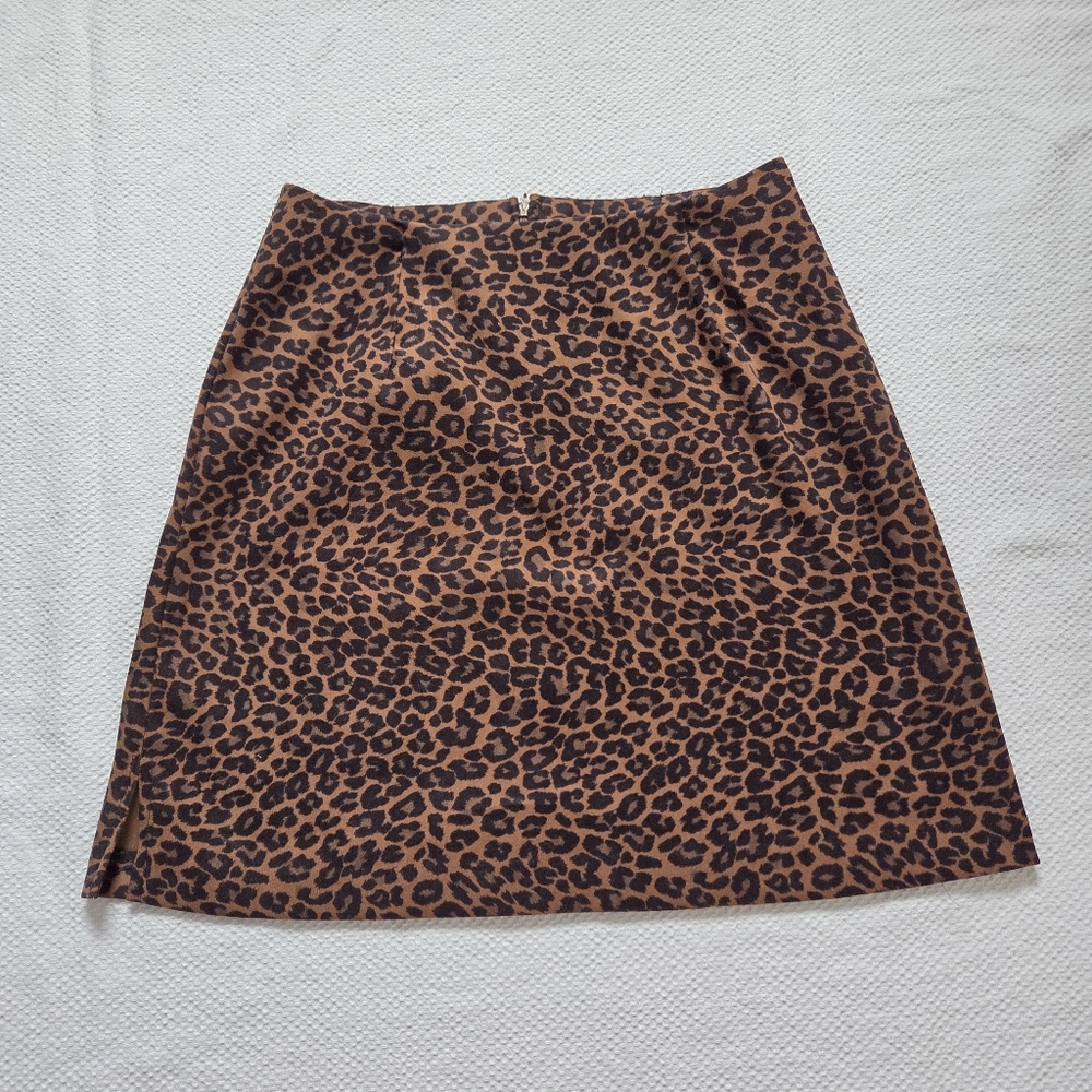 Leopard-Print Mini Skirt in Brown Vintage